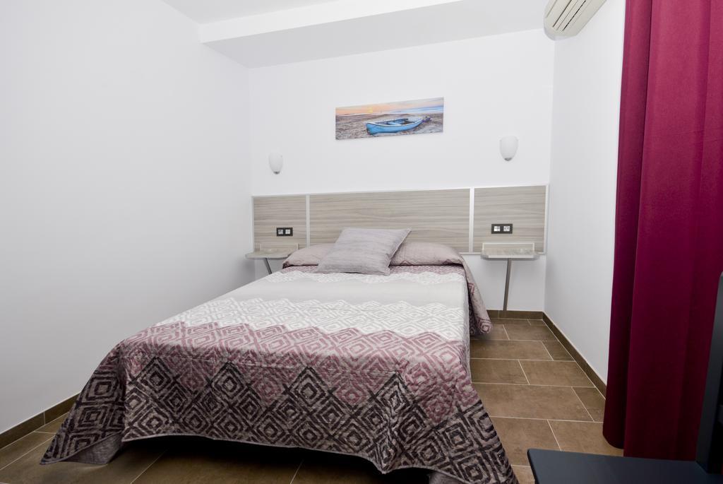 Hostal Maria Jose Conil de la Frontera Kültér fotó